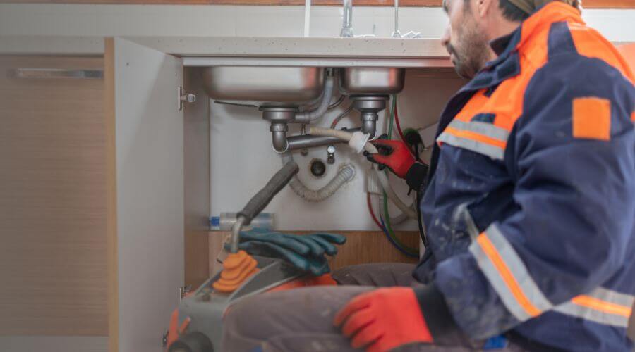Expert burst pipe repair services in Leslie, GA